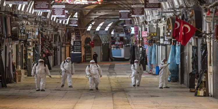 الحكومة التركية تفرض إجراءات جديدة ضد كورونا .. تعرف عليها!
