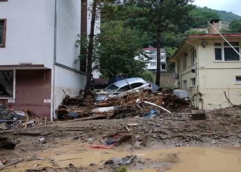 كيف تعاملت الحكومة التركية مع كارثة السيول “بولاية غيرسون”!