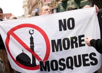 حرب على الإسلام في أوروبا .. حملة ممنهجة في ظل صمت عالمي