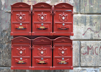 وسائل التواصل … من الحمام الزاجل الى الأقمار الصناعية