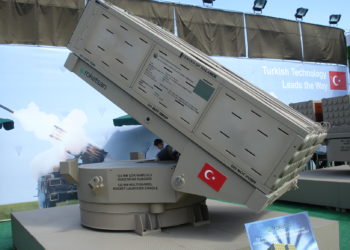 راجمة الصواريخ التركية T-122 قاذفةُ الرّعد 