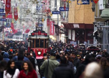 عدد سكان تركيا يتجاوز 83.6 مليونا في 2020
