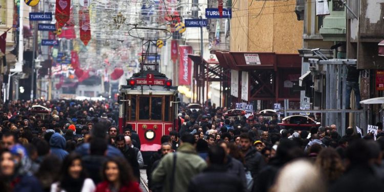 عدد سكان تركيا يتجاوز 83.6 مليونا في 2020
