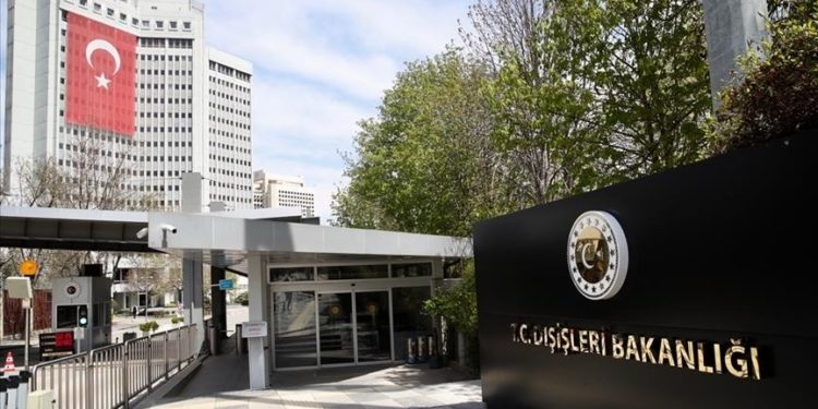 أنقرة.. لا يحق لأي جهة التدخل في شؤوننا الداخلية