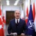 وزير الدفاع التركي يؤكد أهمية تضامن دول الناتو في مكافحة الإرهاب