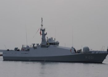 أقوى سفينة شبحية مضادة للغواصات 600 قذيفة في الدقيقة ومدى 4000 متر