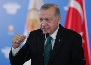 الرئيس أردوغان يتوعد دولة الاحتلال بتلقينها درساً قاسياً