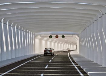 نفق أوراسيا بإسطنبول يسهم في خفض انبعاثات السيارات بما يعادل 1.3 مليون كيلو متر