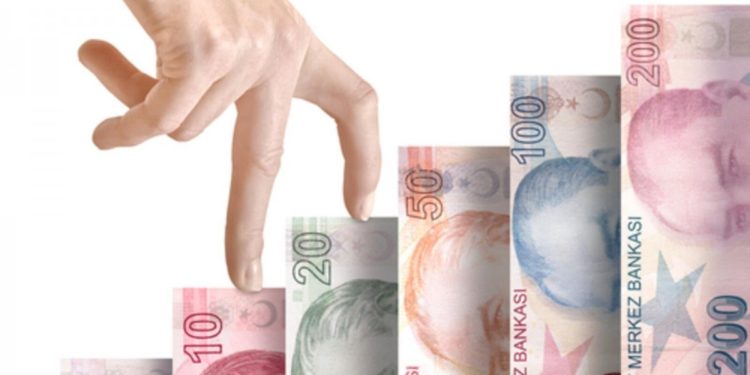 الرئيس أردوغان يؤكد أن نمو الاقتصاد التركي هذا العام سيفوقُ كل التوقعات