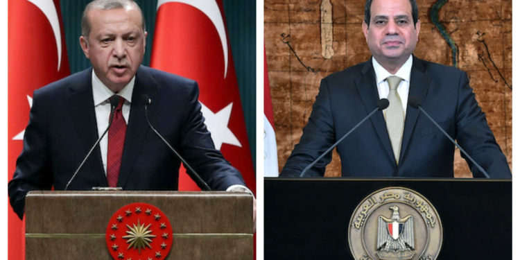 انطلاق أولى المحادثات المصرية التركية وأجواء إيجابيةٌ بين الجانبين