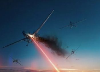 مفاجأةٌ من العيار الثقيل أول سلاح ليزري قادر على إسقاط أقوى الطائرات المسّيرة المسلحة