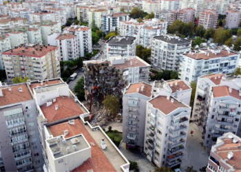 منظمة آفاد للكوارث والطوارئ: تقلب المناخ سيجلب لنا الحشرات والزلازل