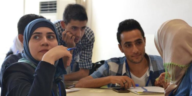 تحريض وافتراء.. اللاجئون السوريون في مرمى اتهامات جديدة من المعارضة التركية