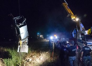 15 جريـحاً بانقلاب حافلة في أنقرة