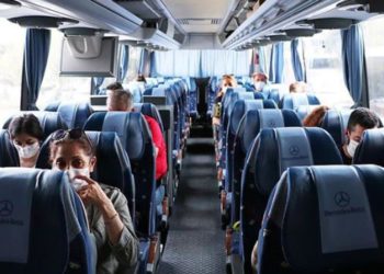 الحكومة التركية ترفع المزيد من القيود المفروضة على مركبات السفر