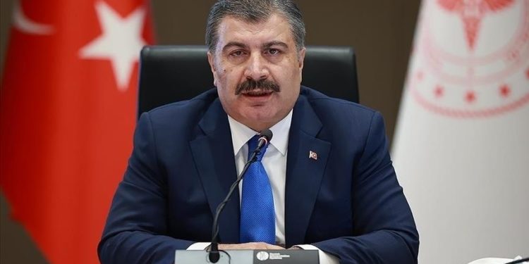 وزير الصحة التركي: اقتربنا من هزيمة كورونا