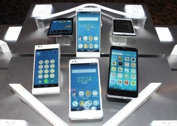 أكبر شركات الهواتف الذكية في العالم تتسابق إلى تركيا