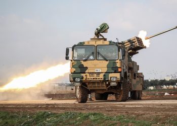 أول راجمة صواريخ فولاذية مدمرة