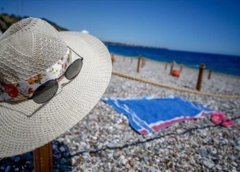 إقبال كثيف للسياح الروس على أنطاليا التركية