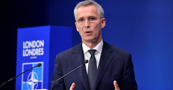 أمين عام الناتو يثمن دور تركيا في حماية مطار كابل