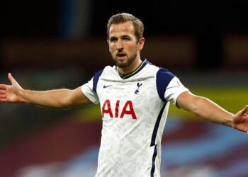 رسميا.. هاري كين يحسم الجدل بشأن مستقبله مع توتنهام