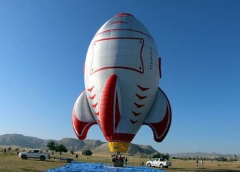 تركيا.. مناطيد بتصاميم جذابة تشارك بمهرجان كبادوكيا الدولي