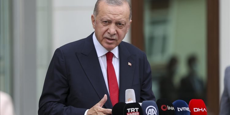 أردوغان: لم نصل إلى السلطة في تركيا عبر التعهد بطرد اللاجئين السوريين
