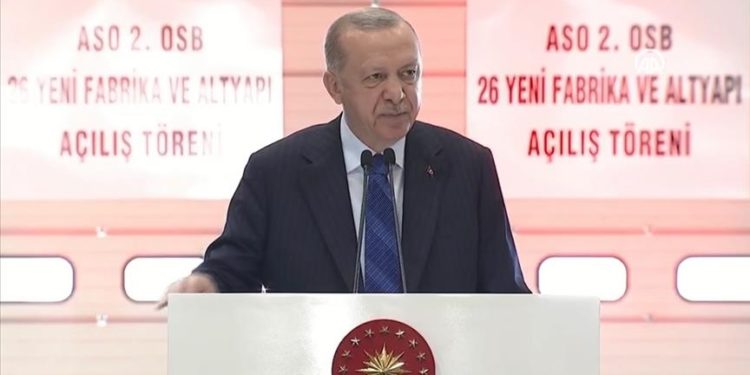 أردوغان: تركيا تحتل مكانة عالمية في الصناعات الدفاعية