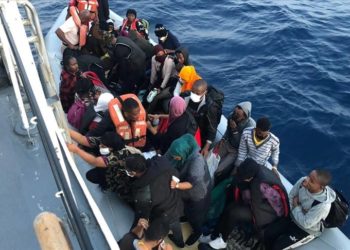 تركيا.. إنقاذ 34 طالب لجوء في مياه بحر إيجه