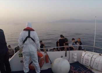 ضبط 15 مهاجرا أفغانيا غربي تركيا