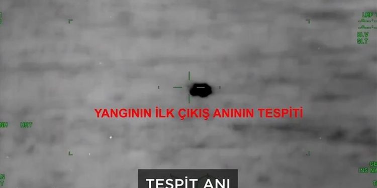 مسيرات “بيرقدار” التركية تحلق 1835 ساعة في مكافحة الحرائق