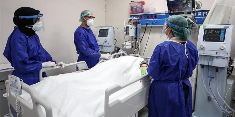 تركيا.. 206 وفيات بكورونا