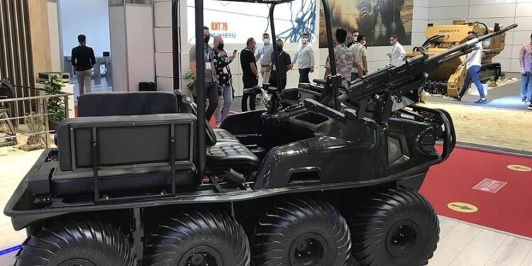 تركيا تطور مركبة “ألغان 8×8” البرمائية المسلحة