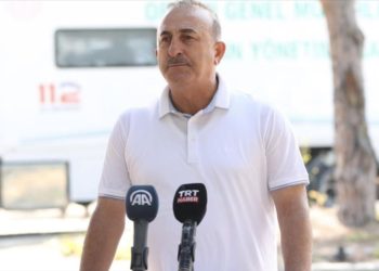 حرائق تركيا.. تشاووش أوغلو: نقبل المساعدة مثلما نقدمها للآخرين