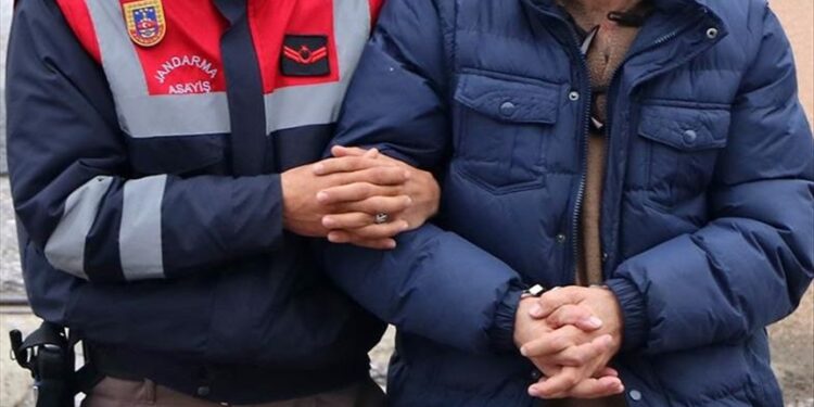 ضبط 11 عنصرا من “غولن” غربي تركيا