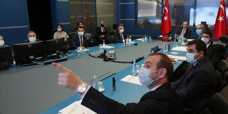 أنقرة.. أردوغان يترأس اجتماعا لبحث تطورات حرائق الغابات