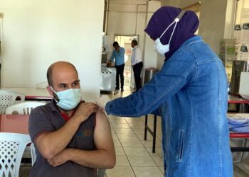 تركيا.. التطعيم ضد كورونا يتجاوز 100 مليون جرعة