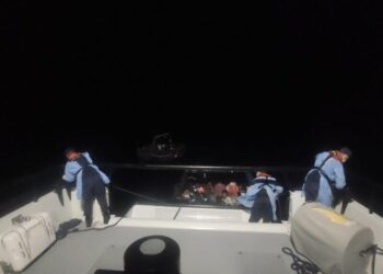 إنقاذ 120 طالب لجوء قبالة السواحل الغربية لتركيا