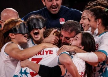 أردوغان يهنئ سيدات تركيا بذهبية “كرة الهدف” في طوكيو