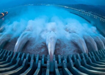 أردوغان: نجحنا بنقل البلاد إلى بعد آخر عبر إنشاء المحطات الكهرومائية