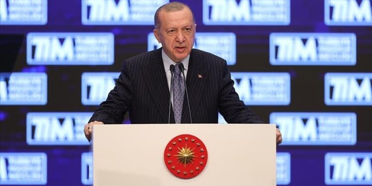 أردوغان: صادراتنا سجلت رقما قياسيا جديدا بتجاوزها 200 مليار دولار