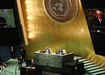 أردوغان يصل تركيا عائدا من نيويورك