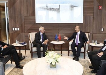 تشاووش أوغلو: تعاون أوروبا معنا شرط لضمان الاستقرار الدولي والإقليمي