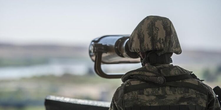 القبض على عنصرين من “داعش” حاولا التسلل إلى تركيا