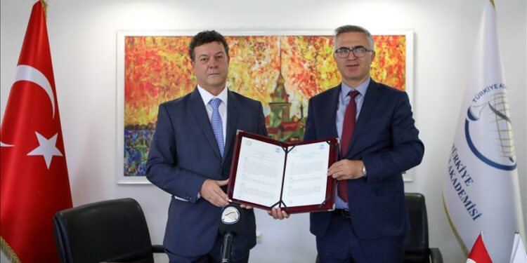 تركيا والأمم المتحدة توقعان اتفاق تعاون في مجال التعليم