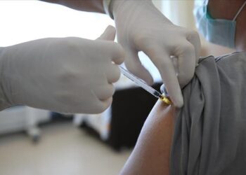 تركيا تسجل 217 وفاة جراء الإصابة بكورونا