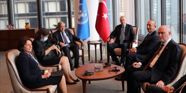 أردوغان وغوتيريش يبحثان تطورات أفغانستان وقضية قبرص