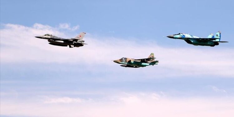 اختتام مناورات “شاهين – 2021” التركية الأذربيجانية