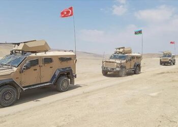 تركيا وأذربيجان تجريان مناورات عسكرية مشتركة