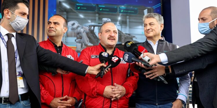 وزير تركي: نستثمر في الشباب والتكنولوجيا لمجاراة التطور العالمي